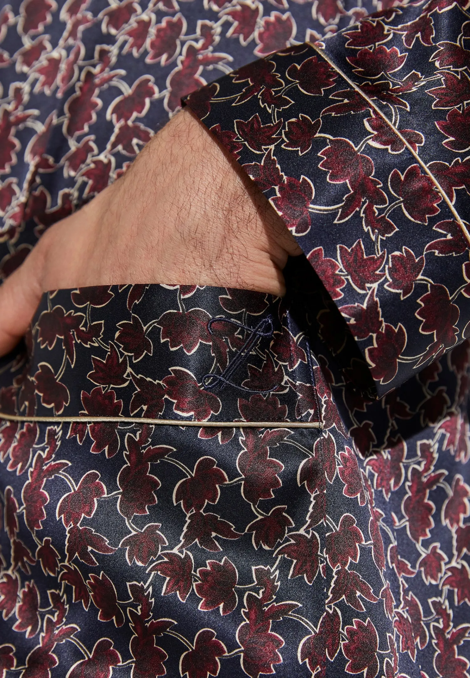 Silk Nightwear|Peignoirs-Zimmerli Silk NightwearRobe de chambre longue - leaves